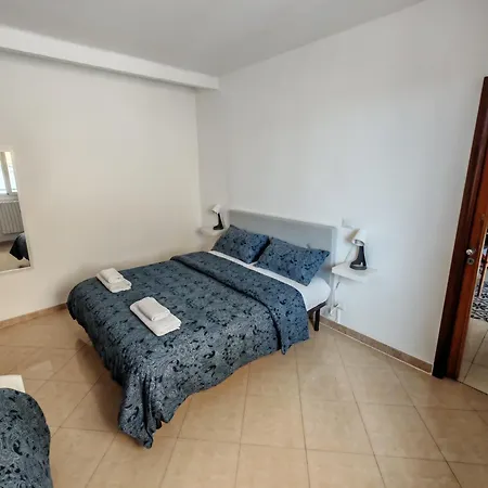Spaccanapoli House